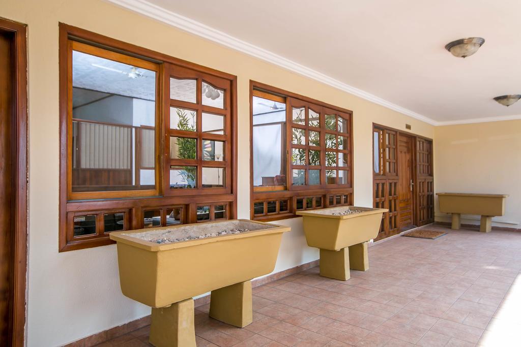 Golden Crest Lodge Bawaleshi Eksteriør bilde